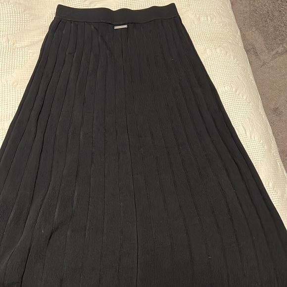 Selling brand new Michael Kors long skirt! - Picture 3 of 6